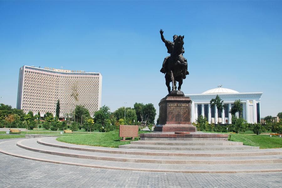 Amir Timur Square in Tashkent